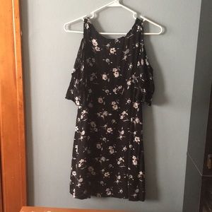 GREAT CONDITION Floral Daytime Dress
